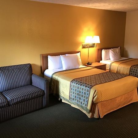 Budget Host Inn ساندسكاي المظهر الخارجي الصورة