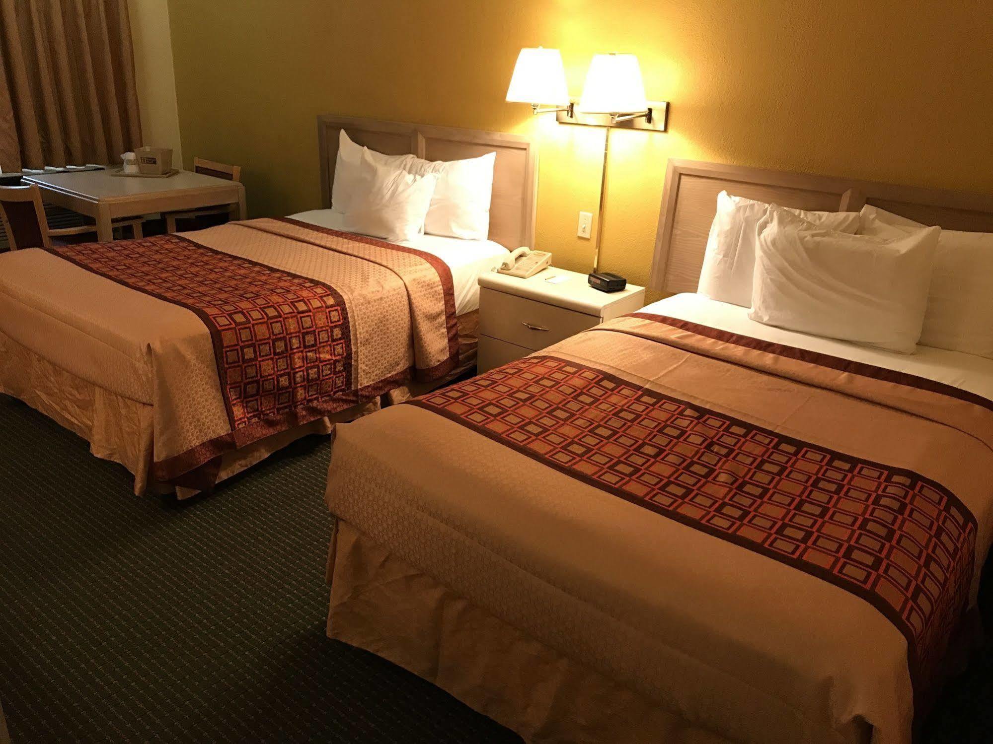 Budget Host Inn ساندسكاي المظهر الخارجي الصورة